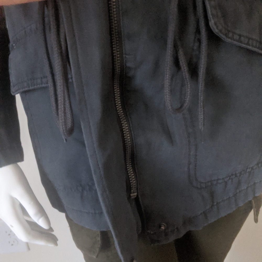 Light Weight Jacket - Picture 14 of 16